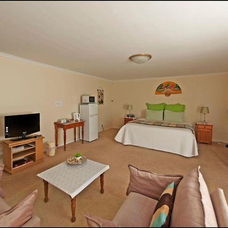Vineyards Country Home Guest Room Blomtuin Экстерьер фото