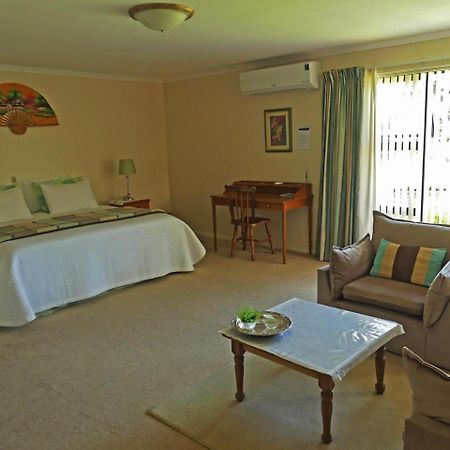 Vineyards Country Home Guest Room Blomtuin Экстерьер фото
